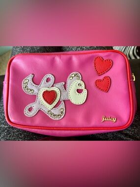 Juicy Couture Bright Pink Women's Love Accent Pouch, NWT